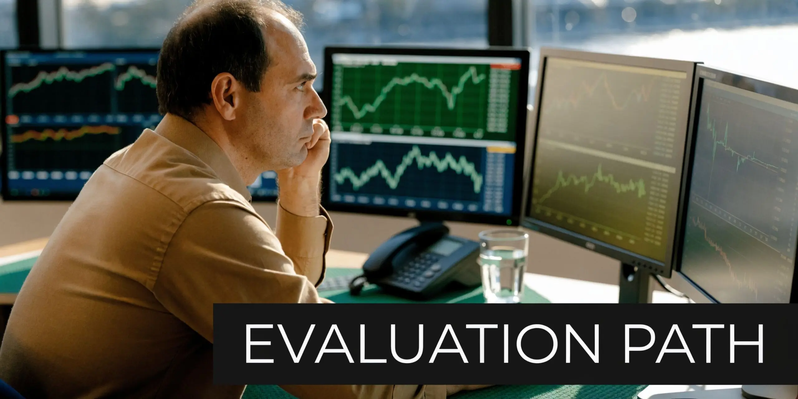 Topstep Funded Trader: A 2026 Guide & Firm Comparison